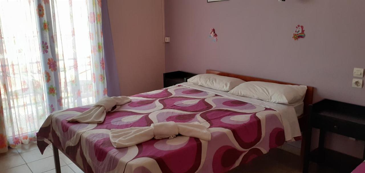 Pame Pantheos Hotel Камена Вурла Екстериор снимка